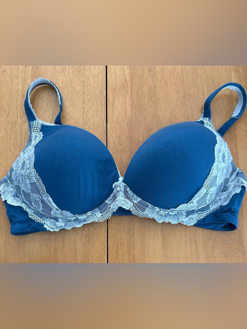 Victoria's Secret body by Victoria smooth stretch bra 38C
